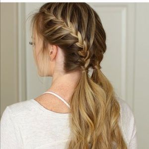 Meet your Posher, Ella